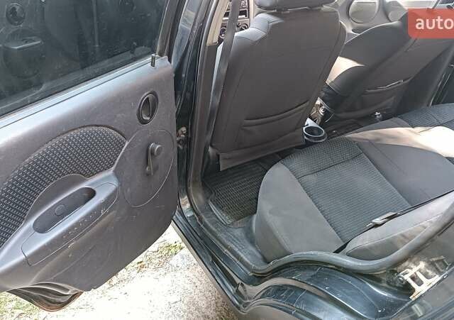 Шевроле Авео, объемом двигателя 1.5 л и пробегом 260 тыс. км за 2900 $, фото 18 на Automoto.ua