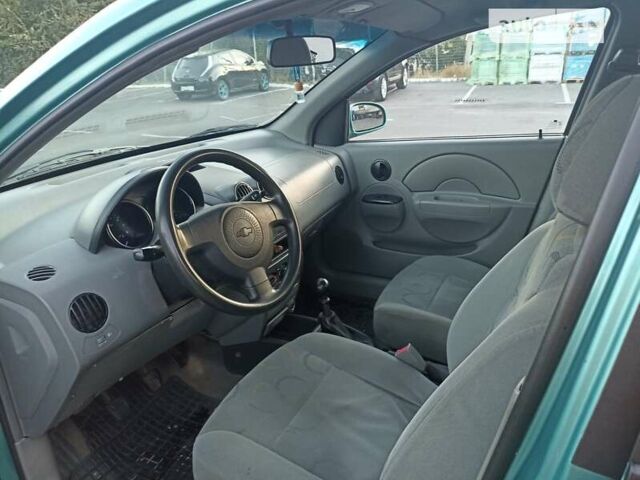 Шевроле Авео, об'ємом двигуна 1.5 л та пробігом 257 тис. км за 2700 $, фото 9 на Automoto.ua