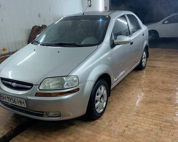 Шевроле Авео, объемом двигателя 1.5 л и пробегом 230 тыс. км за 2800 $, фото 4 на Automoto.ua