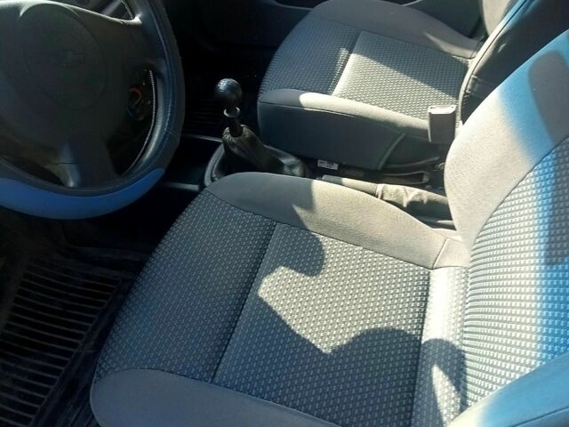 Шевроле Авео, объемом двигателя 1.5 л и пробегом 221 тыс. км за 2800 $, фото 11 на Automoto.ua