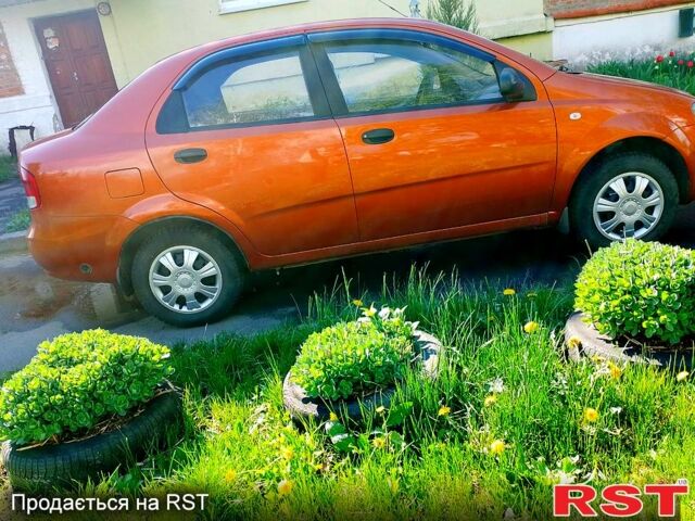 Шевроле Авео, объемом двигателя 1.5 л и пробегом 221 тыс. км за 2800 $, фото 3 на Automoto.ua