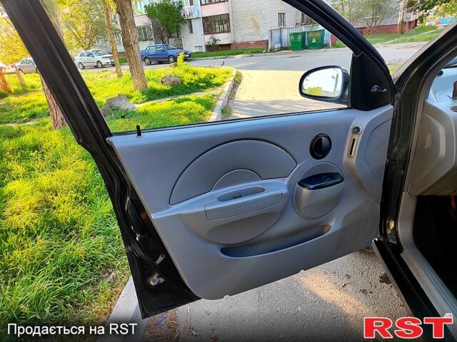 Шевроле Авео, объемом двигателя 1.5 л и пробегом 25 тыс. км за 2850 $, фото 1 на Automoto.ua