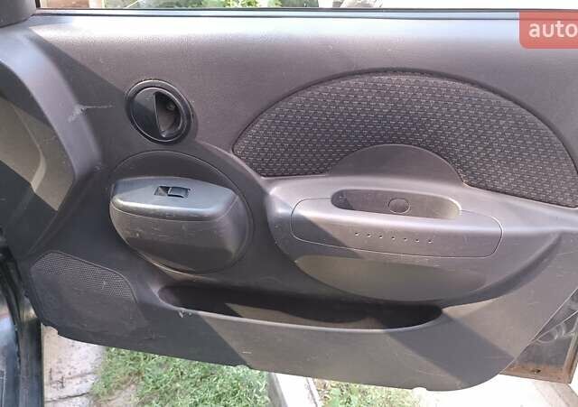 Шевроле Авео, объемом двигателя 1.5 л и пробегом 260 тыс. км за 2900 $, фото 26 на Automoto.ua