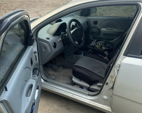 Шевроле Авео, объемом двигателя 1.5 л и пробегом 230 тыс. км за 3400 $, фото 18 на Automoto.ua