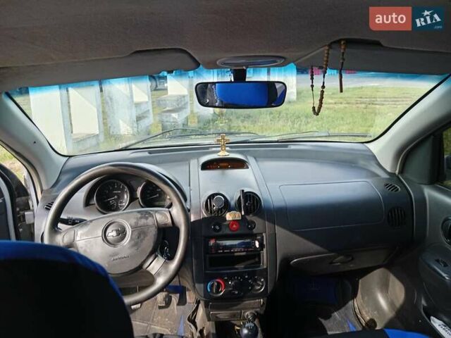 Шевроле Авео, об'ємом двигуна 1.5 л та пробігом 189 тис. км за 2300 $, фото 5 на Automoto.ua