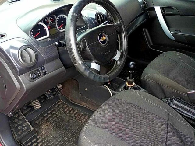 Шевроле Авео, объемом двигателя 1.5 л и пробегом 260 тыс. км за 3100 $, фото 6 на Automoto.ua