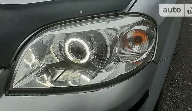Шевроле Авео, об'ємом двигуна 1.5 л та пробігом 203 тис. км за 4500 $, фото 14 на Automoto.ua