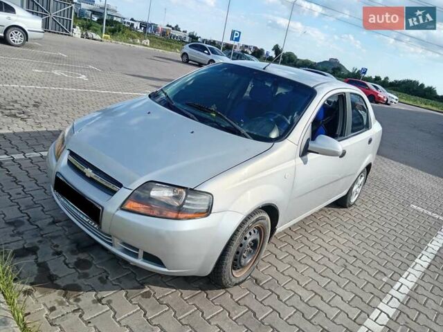 Шевроле Авео, об'ємом двигуна 1.5 л та пробігом 189 тис. км за 2300 $, фото 2 на Automoto.ua