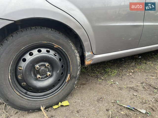 Шевроле Авео 2006 в Новомиргороде на Automoto.ua Шевроле Авео, объемом двигателя 1.5 л и пробегом 195 тыс. км за 4200 $, фото 6 на Automoto.ua