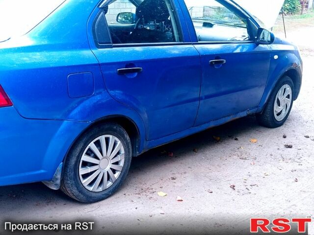 Шевроле Авео, объемом двигателя 1.5 л и пробегом 250 тыс. км за 2150 $, фото 3 на Automoto.ua