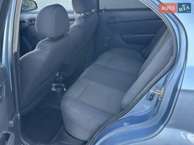 Шевроле Авео, объемом двигателя 1.5 л и пробегом 163 тыс. км за 3600 $, фото 1 на Automoto.ua