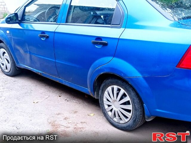 Шевроле Авео, объемом двигателя 1.5 л и пробегом 250 тыс. км за 2150 $, фото 2 на Automoto.ua