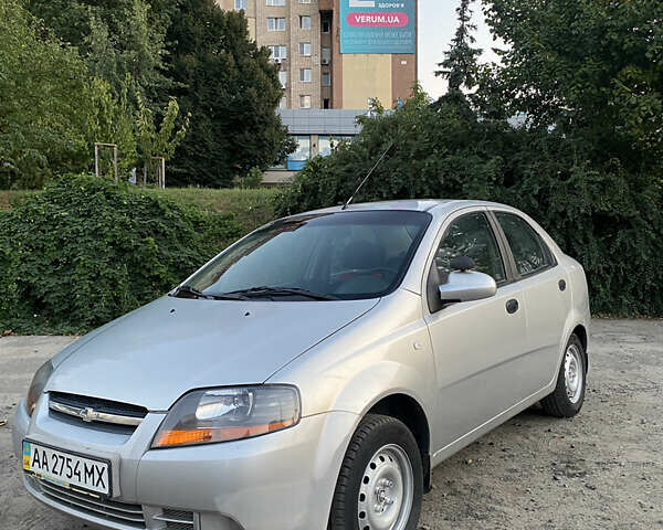 Шевроле Авео, объемом двигателя 1.5 л и пробегом 180 тыс. км за 3650 $, фото 3 на Automoto.ua