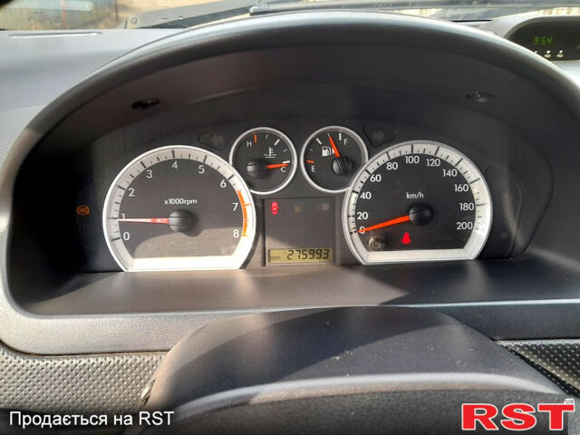 Шевроле Авео, объемом двигателя 1.6 л и пробегом 275 тыс. км за 3500 $, фото 2 на Automoto.ua