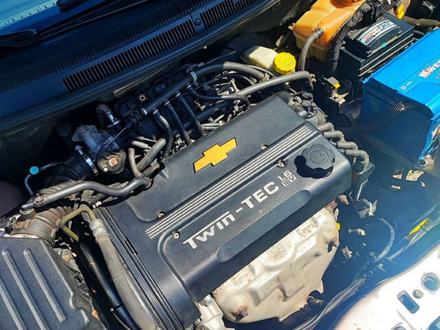 Шевроле Авео, об'ємом двигуна 1.6 л та пробігом 230 тис. км за 4200 $, фото 4 на Automoto.ua