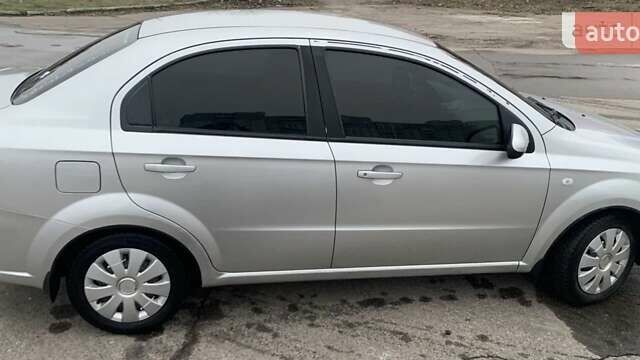 Шевроле Авео, об'ємом двигуна 1.6 л та пробігом 187 тис. км за 4200 $, фото 10 на Automoto.ua