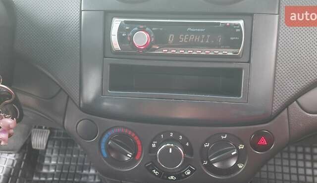 Шевроле Авео, об'ємом двигуна 1.5 л та пробігом 197 тис. км за 2650 $, фото 14 на Automoto.ua