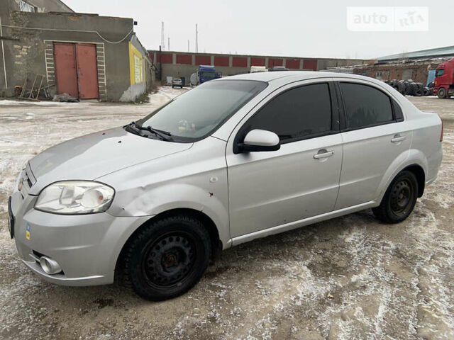 Шевроле Авео, объемом двигателя 1.6 л и пробегом 312 тыс. км за 3150 $, фото 7 на Automoto.ua