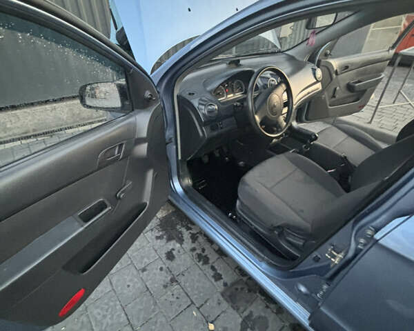 Шевроле Авео, об'ємом двигуна 1.5 л та пробігом 185 тис. км за 3200 $, фото 12 на Automoto.ua