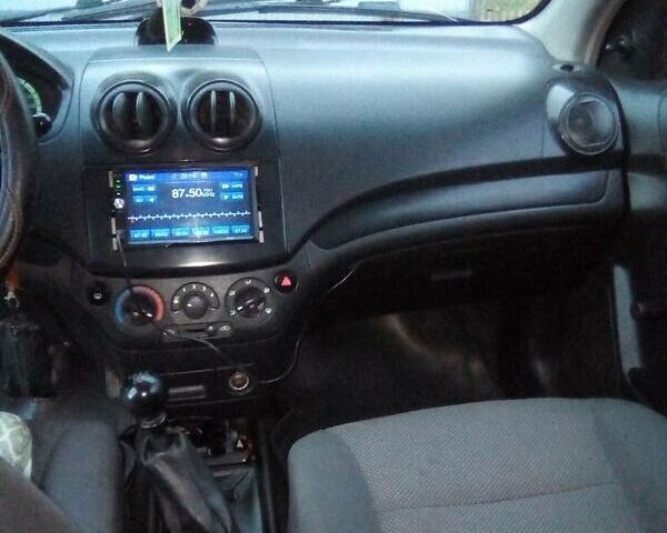 Шевроле Авео, объемом двигателя 1.5 л и пробегом 150 тыс. км за 3500 $, фото 6 на Automoto.ua