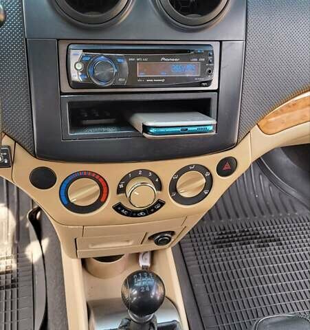Шевроле Авео, объемом двигателя 1.6 л и пробегом 177 тыс. км за 5550 $, фото 9 на Automoto.ua