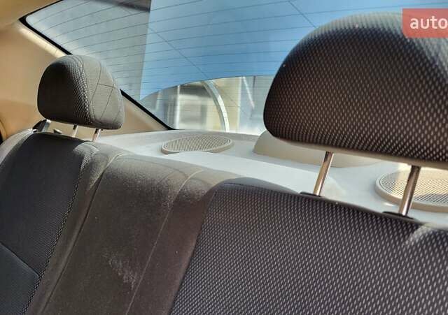 Шевроле Авео, объемом двигателя 1.6 л и пробегом 177 тыс. км за 5550 $, фото 13 на Automoto.ua