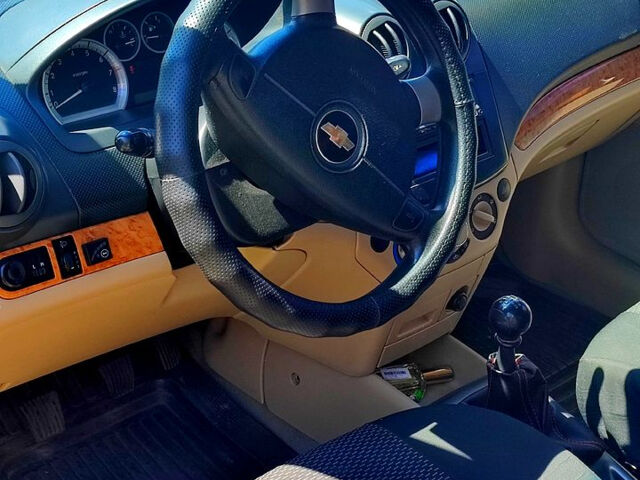 Шевроле Авео, об'ємом двигуна 1.6 л та пробігом 230 тис. км за 4200 $, фото 5 на Automoto.ua
