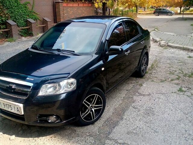 Шевроле Авео, объемом двигателя 1.5 л и пробегом 110 тыс. км за 3500 $, фото 1 на Automoto.ua
