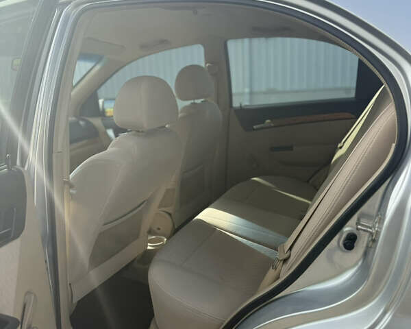 Шевроле Авео, об'ємом двигуна 1.6 л та пробігом 96 тис. км за 4800 $, фото 8 на Automoto.ua