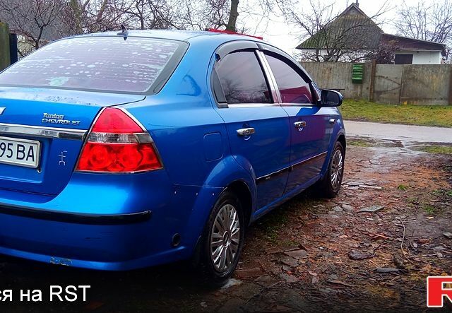 Шевроле Авео, объемом двигателя 1.5 л и пробегом 200 тыс. км за 3700 $, фото 2 на Automoto.ua