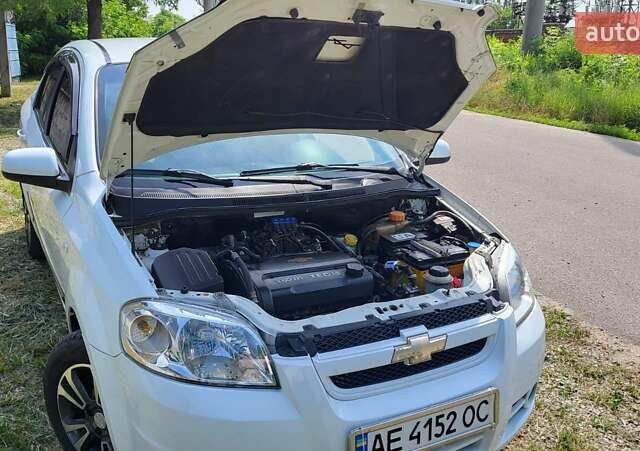 Шевроле Авео, объемом двигателя 1.6 л и пробегом 177 тыс. км за 5550 $, фото 5 на Automoto.ua