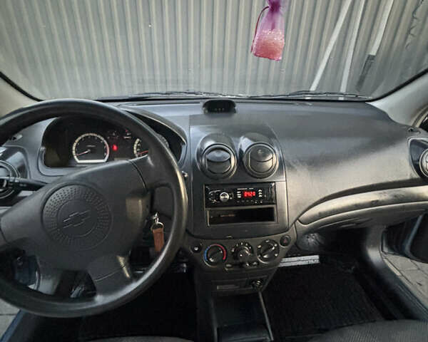 Шевроле Авео, об'ємом двигуна 1.5 л та пробігом 185 тис. км за 3200 $, фото 14 на Automoto.ua