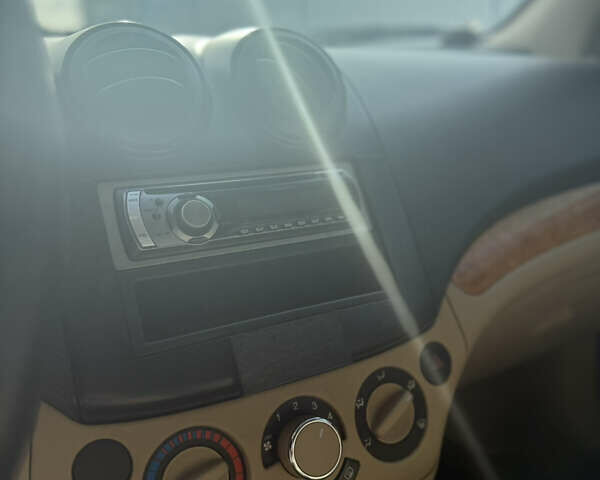 Шевроле Авео, об'ємом двигуна 1.6 л та пробігом 96 тис. км за 4800 $, фото 6 на Automoto.ua