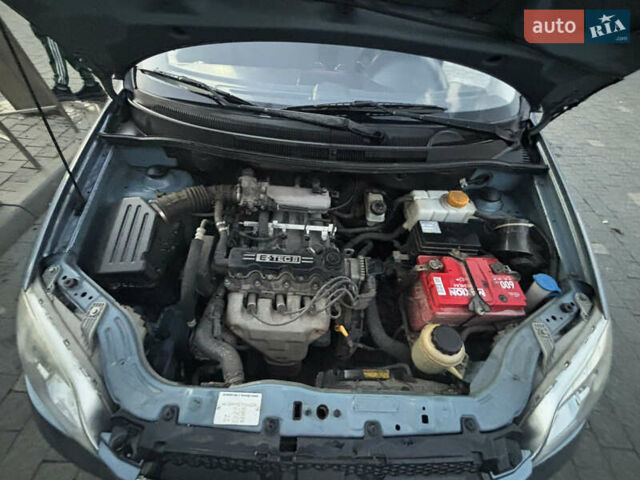 Шевроле Авео, об'ємом двигуна 1.5 л та пробігом 185 тис. км за 3200 $, фото 9 на Automoto.ua