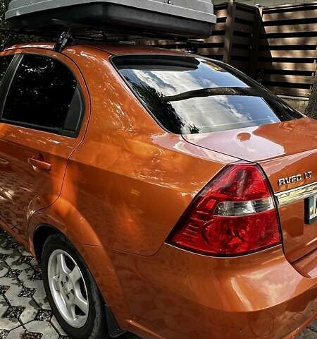 Шевроле Авео, объемом двигателя 1.6 л и пробегом 244 тыс. км за 4500 $, фото 2 на Automoto.ua