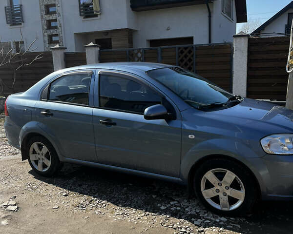 Шевроле Авео, об'ємом двигуна 1.5 л та пробігом 171 тис. км за 4800 $, фото 3 на Automoto.ua