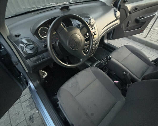 Шевроле Авео, об'ємом двигуна 1.5 л та пробігом 185 тис. км за 3200 $, фото 15 на Automoto.ua