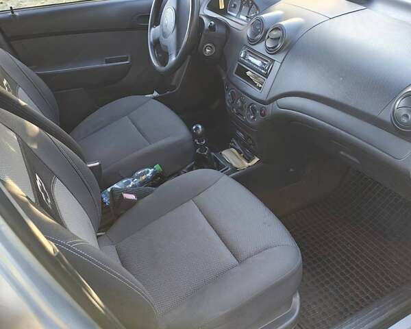 Шевроле Авео, об'ємом двигуна 1.5 л та пробігом 205 тис. км за 4200 $, фото 9 на Automoto.ua