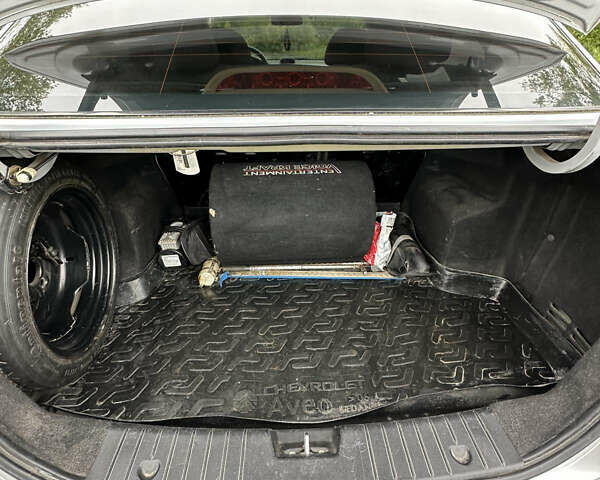 Шевроле Авео, объемом двигателя 1.6 л и пробегом 185 тыс. км за 3800 $, фото 14 на Automoto.ua