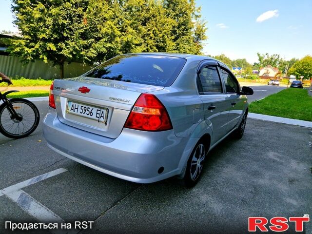 Шевроле Авео, об'ємом двигуна 1.5 л та пробігом 300 тис. км за 4000 $, фото 2 на Automoto.ua
