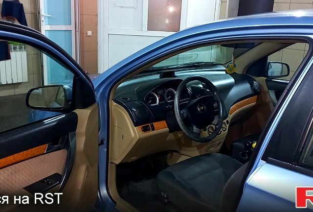 Шевроле Авео, об'ємом двигуна 1.6 л та пробігом 160 тис. км за 3900 $, фото 2 на Automoto.ua