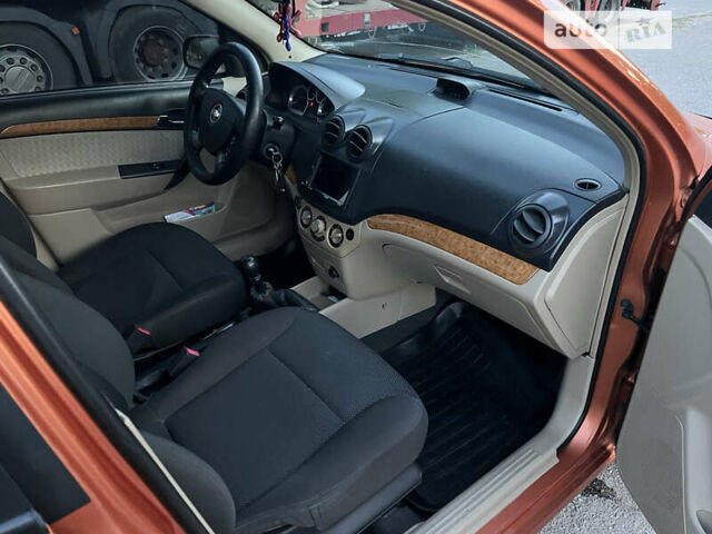Шевроле Авео, объемом двигателя 0 л и пробегом 300 тыс. км за 4200 $, фото 7 на Automoto.ua