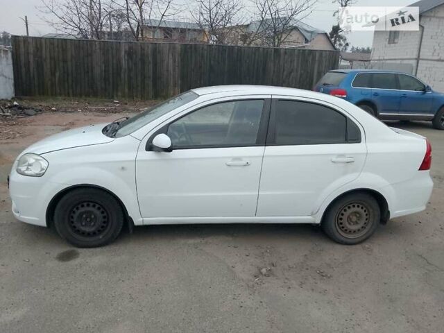 Шевроле Авео, об'ємом двигуна 1.6 л та пробігом 216 тис. км за 4800 $, фото 4 на Automoto.ua