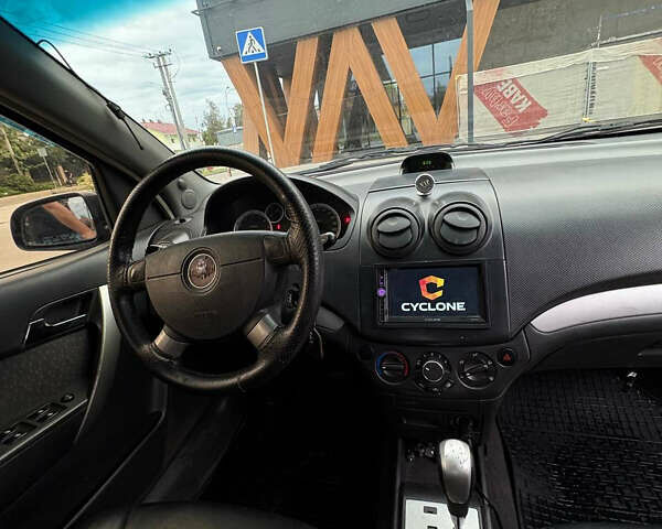 Шевроле Авео, объемом двигателя 1.5 л и пробегом 249 тыс. км за 3750 $, фото 35 на Automoto.ua