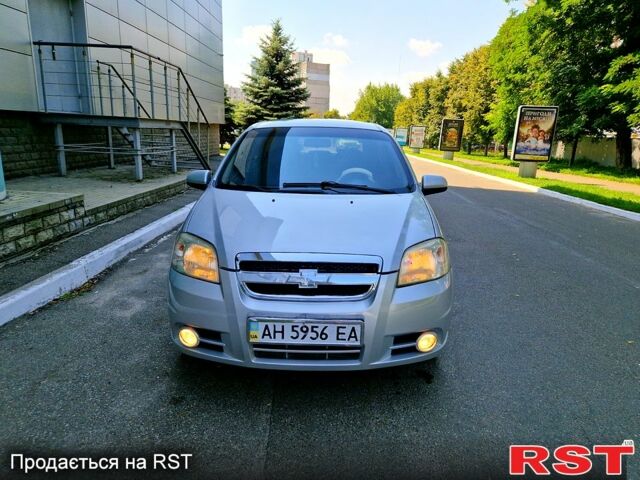 Шевроле Авео, об'ємом двигуна 1.5 л та пробігом 300 тис. км за 4000 $, фото 4 на Automoto.ua