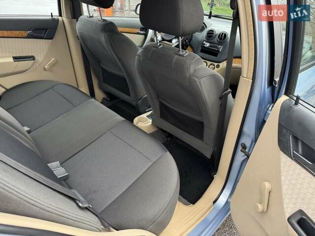Шевроле Авео, об'ємом двигуна 1.6 л та пробігом 108 тис. км за 4900 $, фото 13 на Automoto.ua