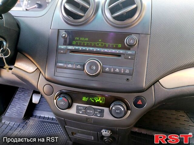 Шевроле Авео, объемом двигателя 1.4 л и пробегом 202 тыс. км за 4500 $, фото 8 на Automoto.ua