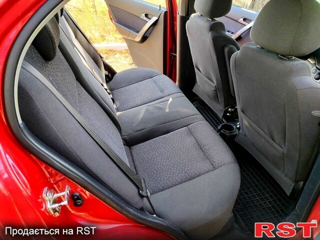 Шевроле Авео, объемом двигателя 1.4 л и пробегом 202 тыс. км за 4500 $, фото 6 на Automoto.ua