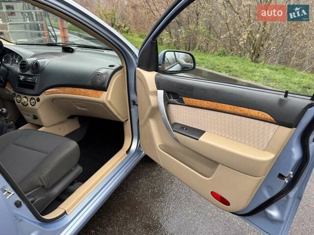 Шевроле Авео, об'ємом двигуна 1.6 л та пробігом 108 тис. км за 4900 $, фото 18 на Automoto.ua
