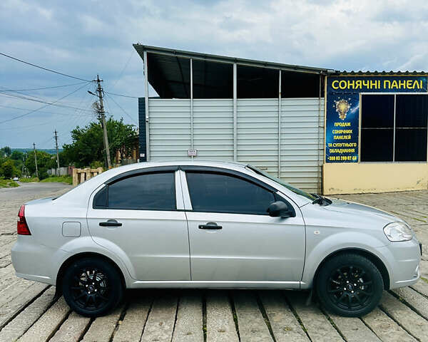 Шевроле Авео, объемом двигателя 1.5 л и пробегом 170 тыс. км за 5500 $, фото 5 на Automoto.ua